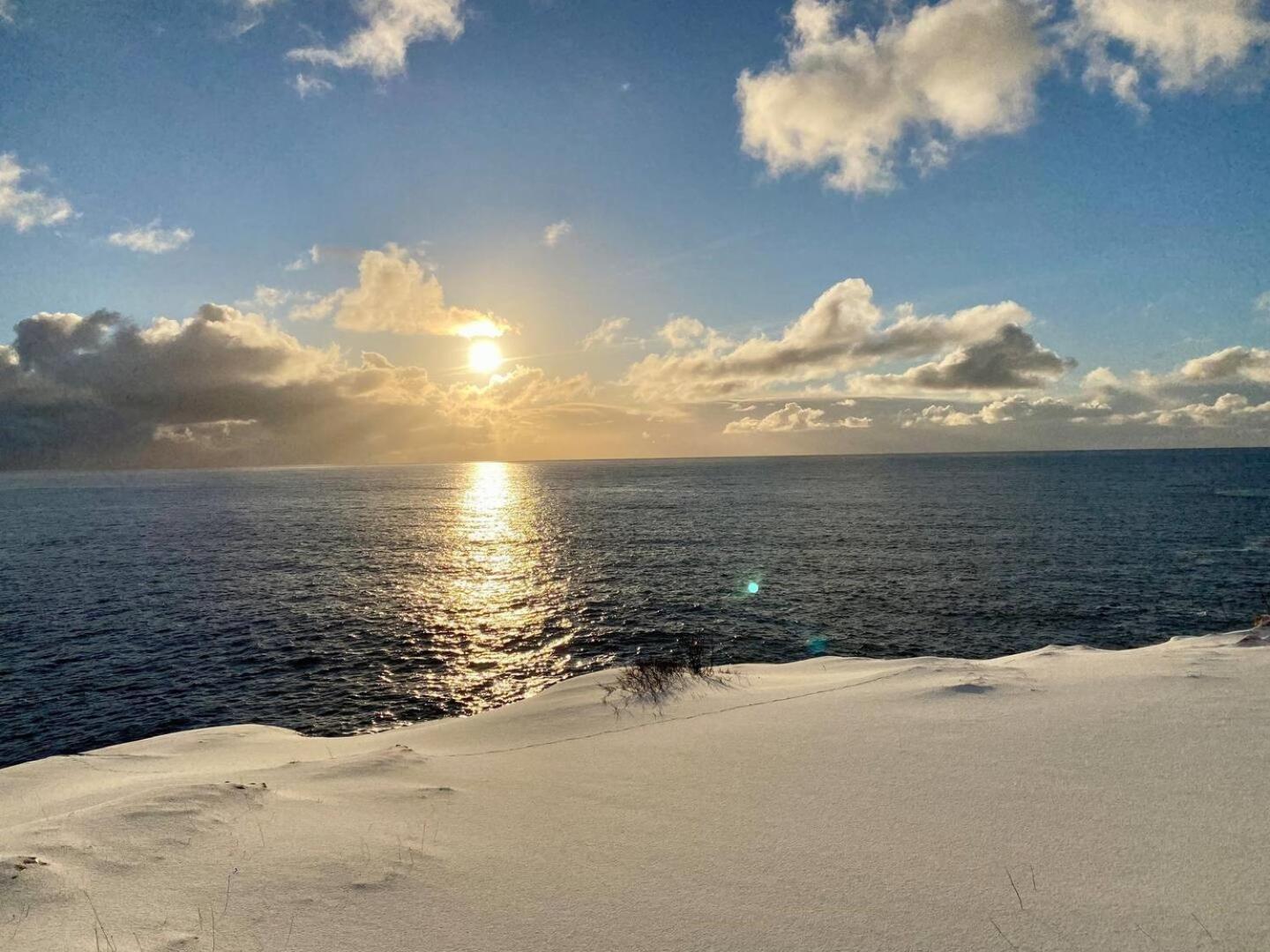 ランバOceanview Mini-House - Stunning Viewsアパートメント エクステリア 写真